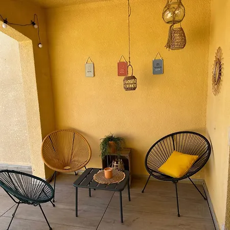 Maison Dipladenia - Sources Thermales De Baracci * Olmeto (Corsica)